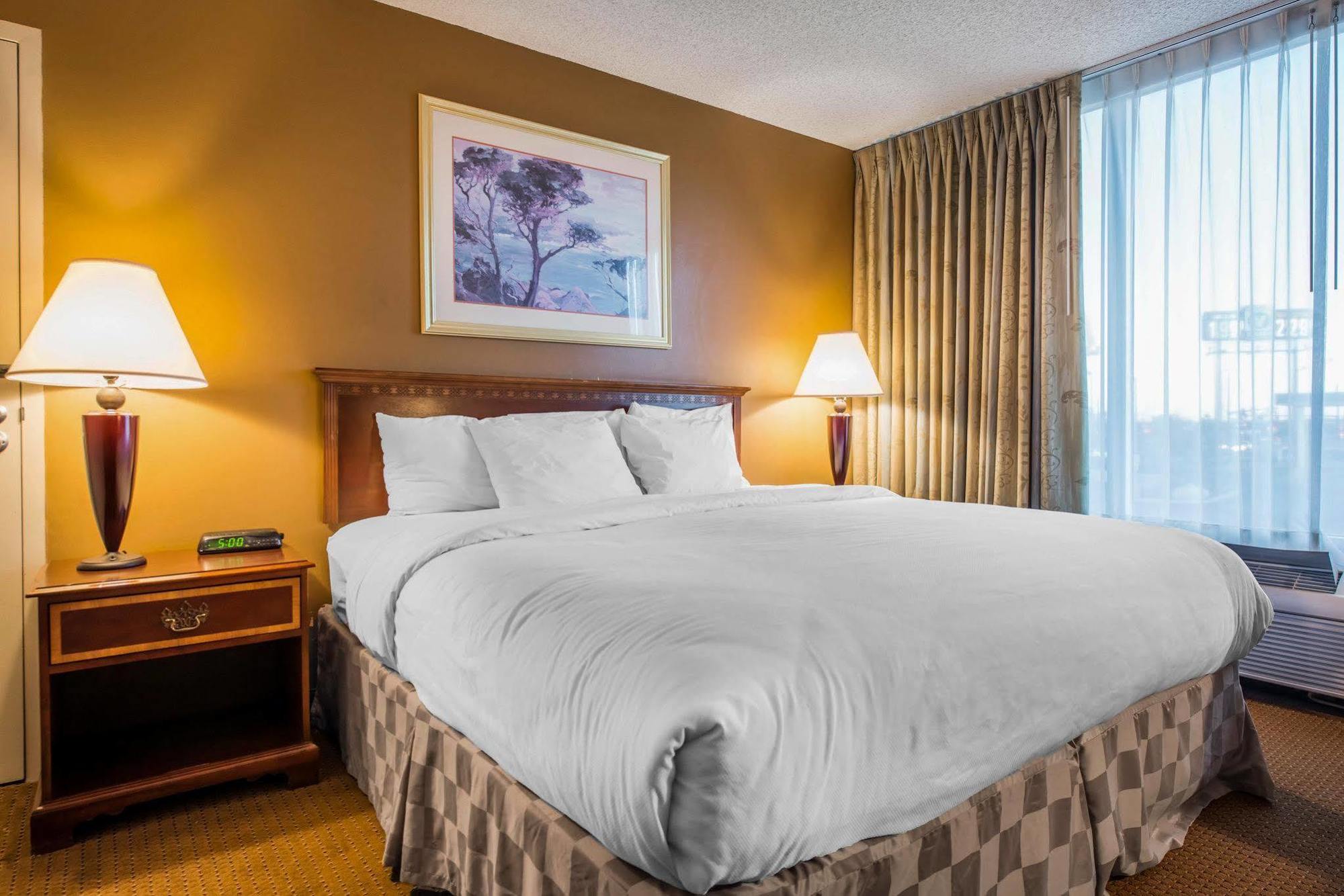 Clarion Inn And Events Center Pueblo North Ngoại thất bức ảnh