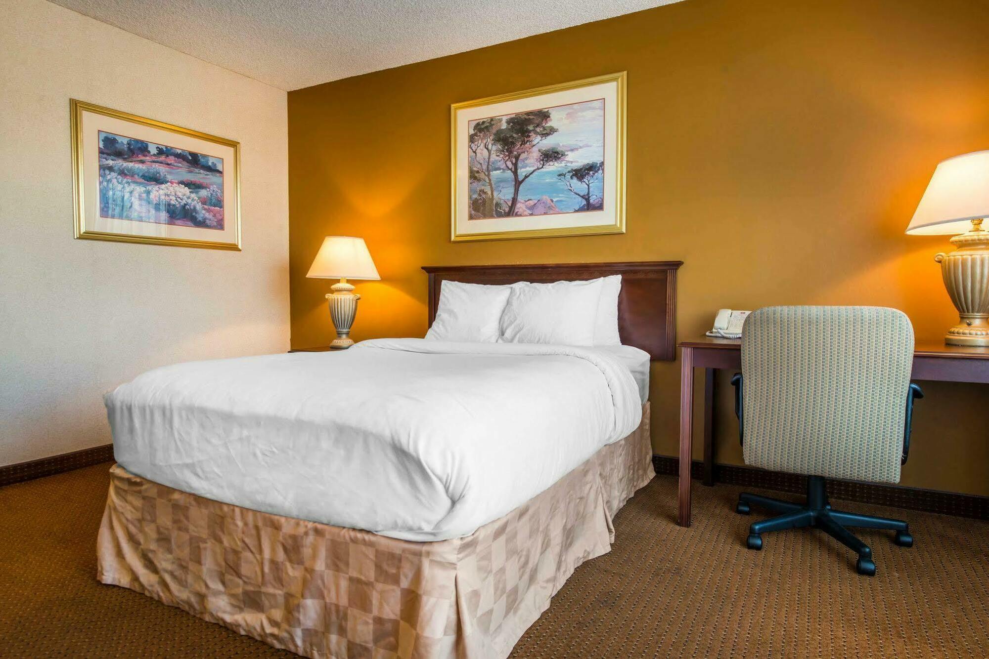 Clarion Inn And Events Center Pueblo North Ngoại thất bức ảnh